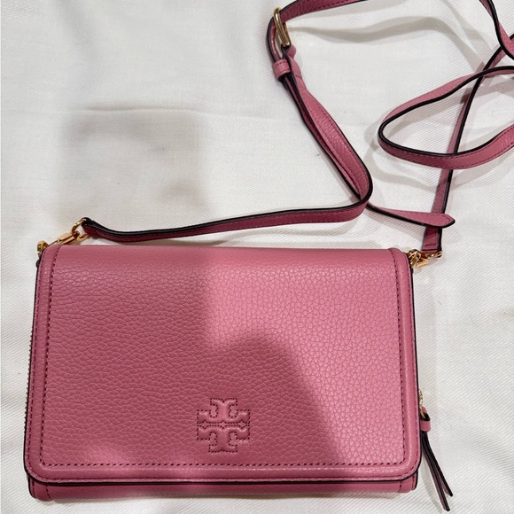 Tory Burch Handbags - Tory Burch Rose Crossbody Bag